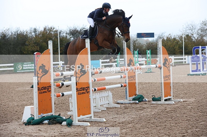 231112A-133212-04518 - Cls 20 Newcomers & 1.10m Open