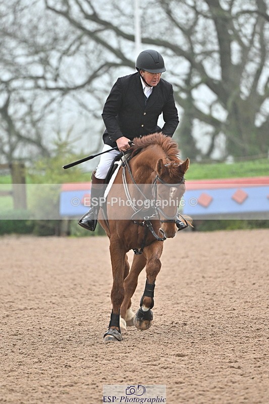 241103A-105356-06788 - SUN Cls 18 British Novice and 90cm Open