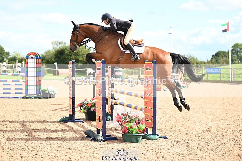 240912A-142551-02175 - Cls 5 National 1.30m Open