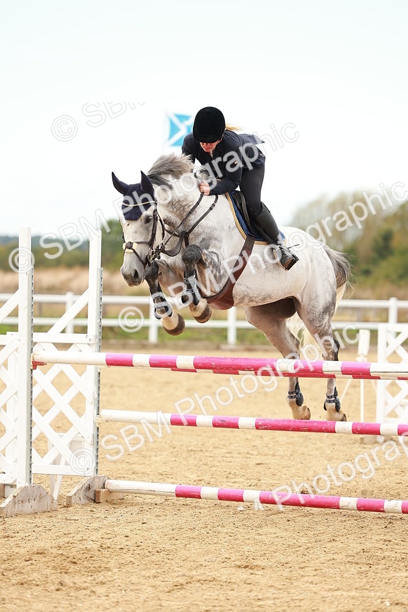 SBM_001658 - Class 4 - Senior Newcomers - 1.10m