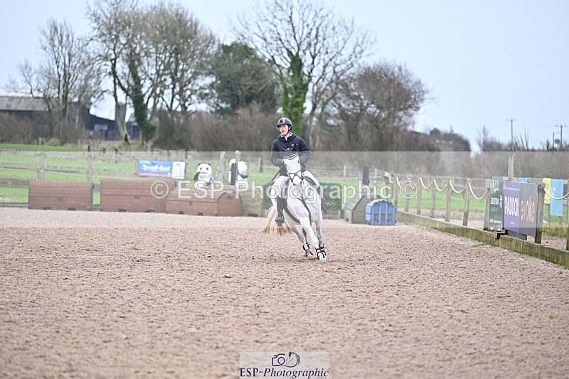 260114-133626-00447 - Cls 5 Foxhunter and 1.20m