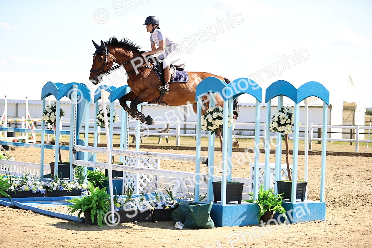 SBM_015595 - Class 16 - Senior foxhunter - 1.20m Open