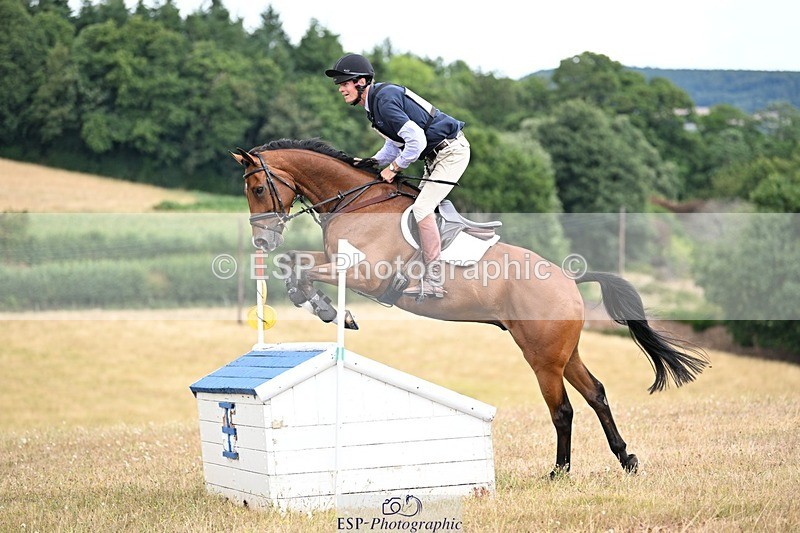 250803A-150230-15449 - P-711-William.Fox-Pitt-CUSCO