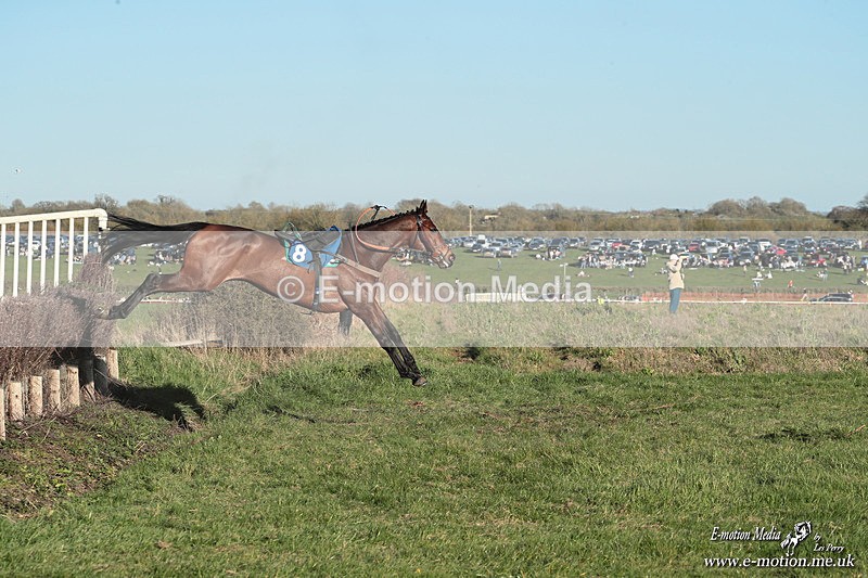 PtP 210326 1340 - VWH Cirencester Races 21/03/26