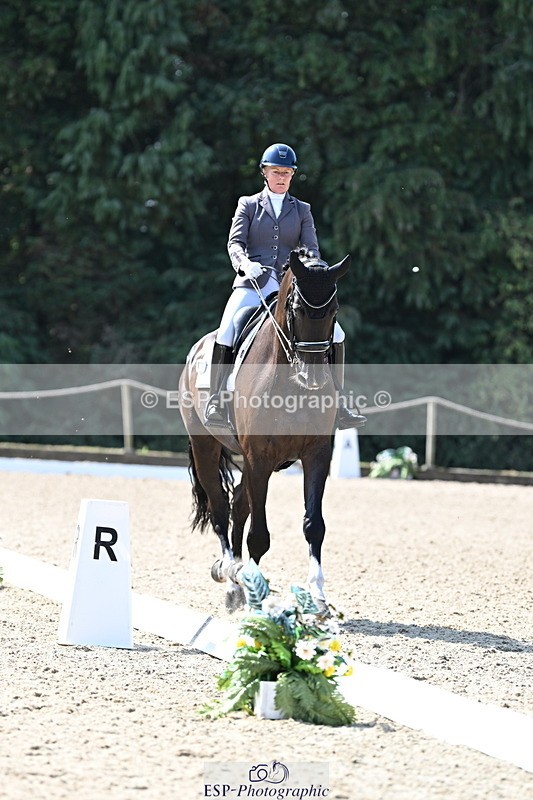 250810A-112953-05971 - 119-Lucy.BakerLast.Dancer