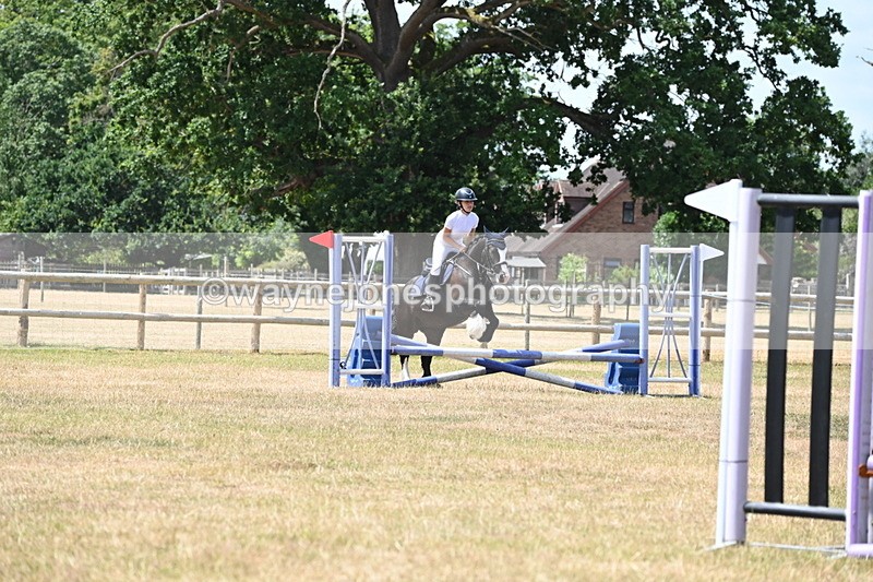 WJ6_5639 - Class 13 Novice 60cm
