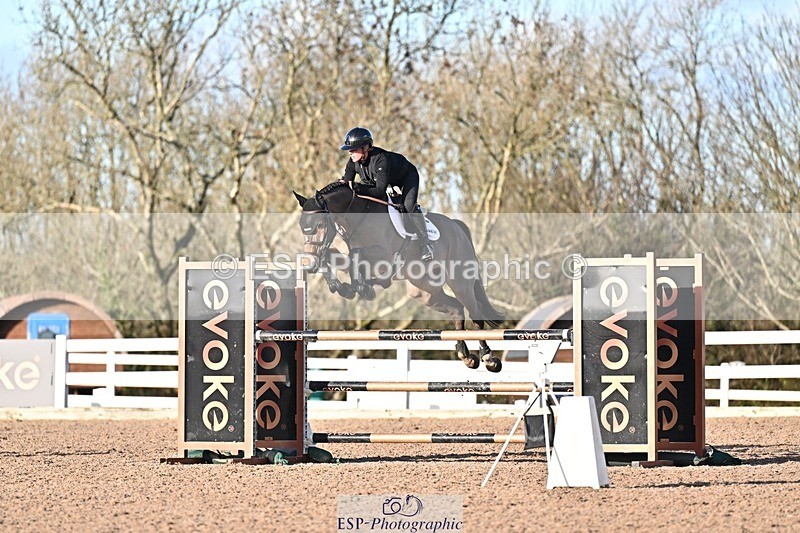 251203-134514-00709 - Cls 5 Foxhunter and 1.20m Open