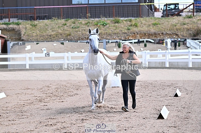 250716-124507-00143 - Trot Up 12.30 to 1.30