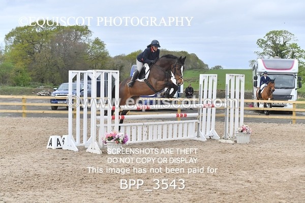 BPP_3543 - CLASS 18 SUN Senior Newcomers/ 1.10m Open