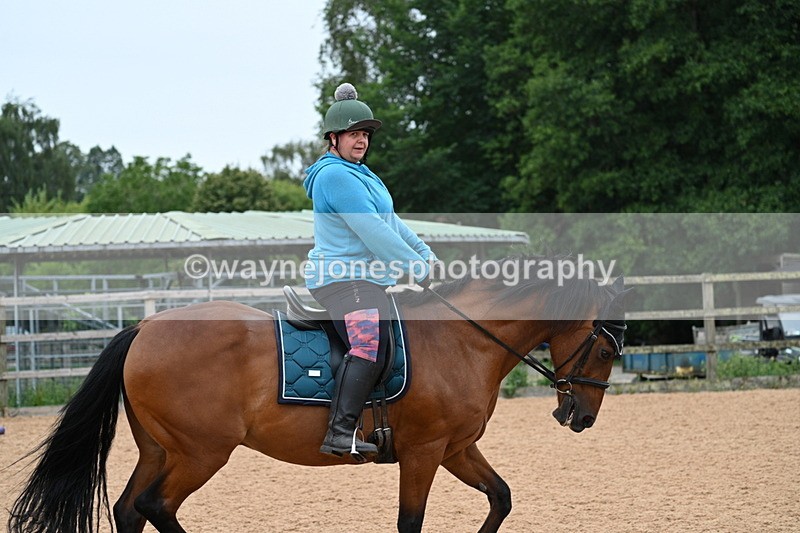 WJ7_7832 - Poles 11:00am