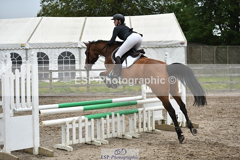 230512-094919-00399 - Cls 10 Snr 85cm Schooling