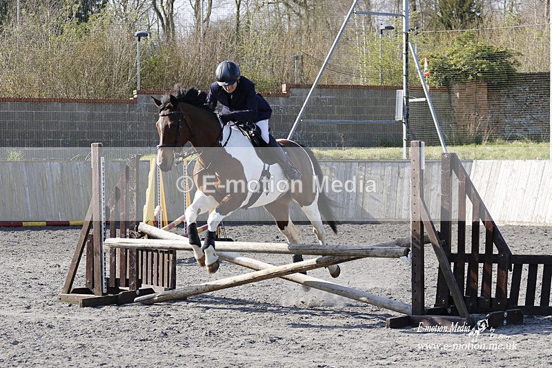 _EST0368 - Bourne Valley Riding Club Winter Showjumping 27/03/22
