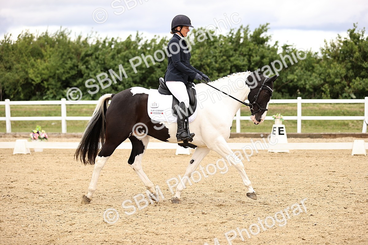 SBM_002757 - Class 2 - Novice 4 - 12.00-13.10
