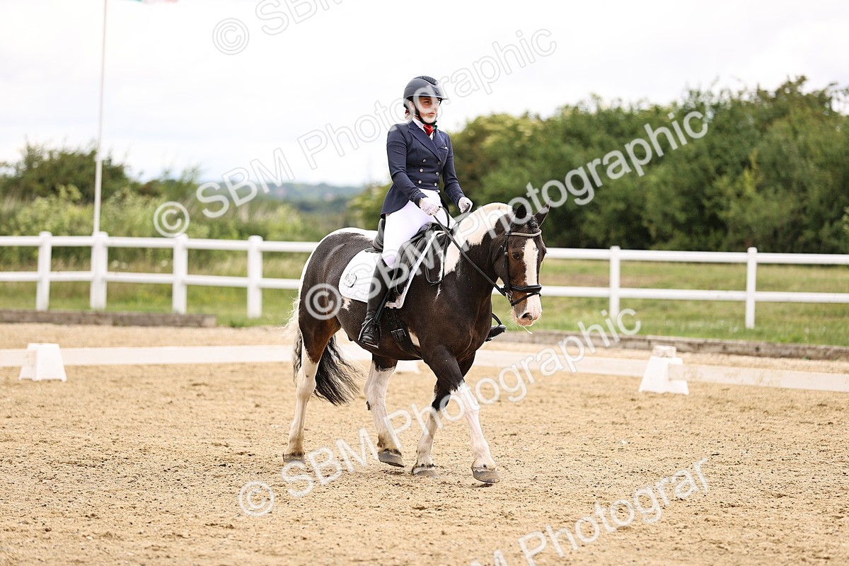SBM_002109 - Class 2 - Novice 4 - 10.36-11.39