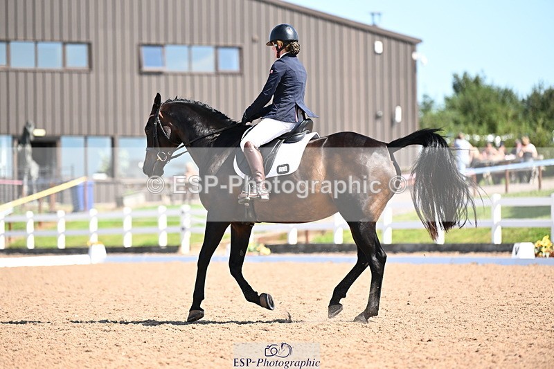 240816A-114343-04099 - 249-Georgina.Young-Minuet1v