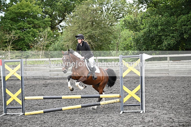 WJ6_0419 - Clear Round 1