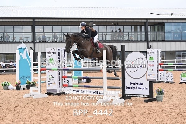 BPP_4442 - CLASS 5 WED Redpost Equestrian Senior Foxhunter/1.20m Open