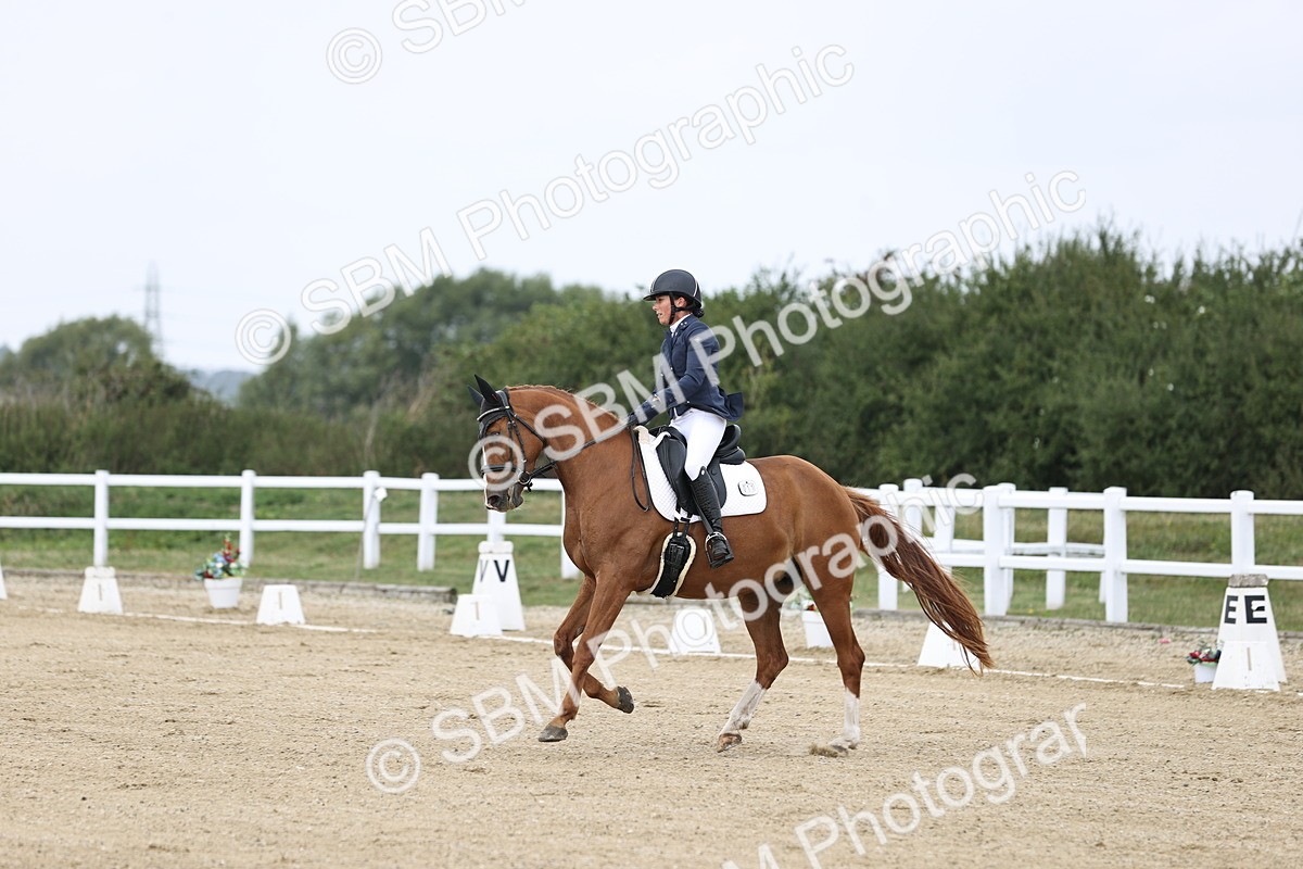 SBM_017435 - Class 14 - Novice 23 - 13.52-14.55