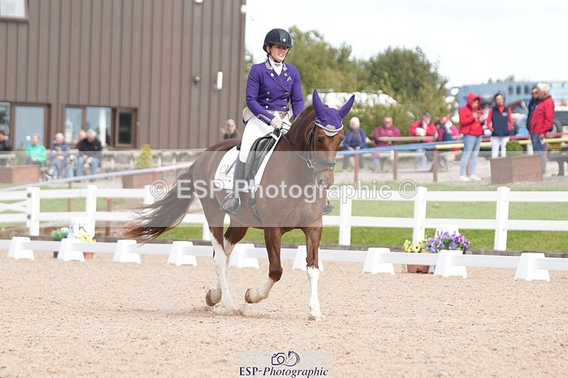 250906-131829-03584 - 017-Natalie.RosewarnePenpont.Fancy.That