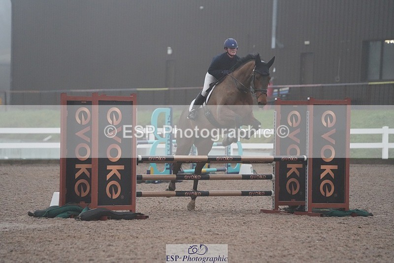 251207-094617-01514 - Cls 16 Blue Chip Winter Qualifier and 90cm