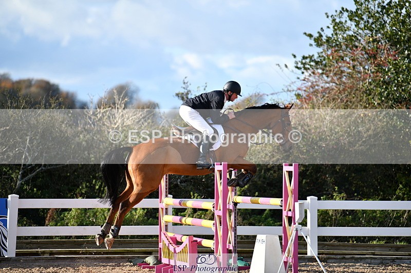 231110A-144952-00895 - Cls 6 Foxhunter & 1.20m Open