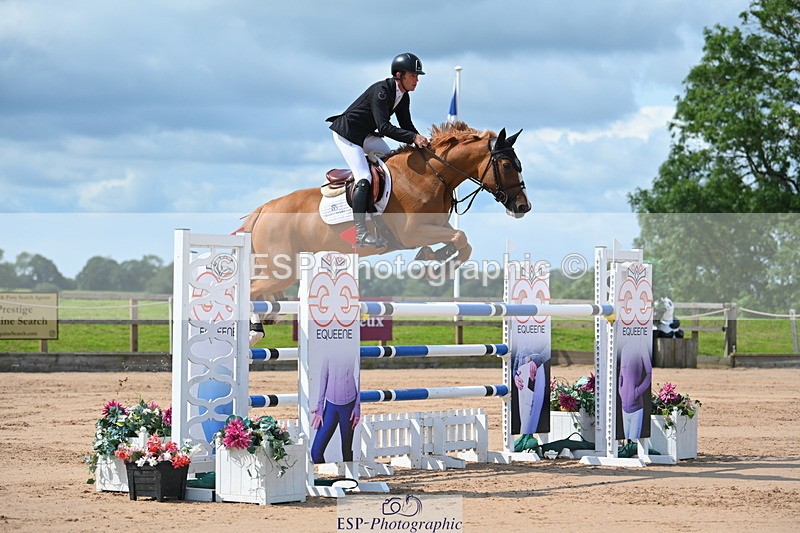 230721A-104951-05454 - Cls 6, 2 Star Medium 1.35m