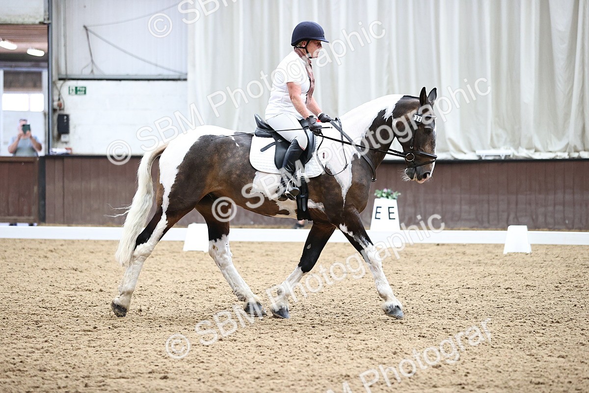 SBM_001937 - Novice 4 - 11.15-13.22