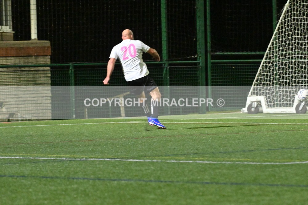 AM3_2505 - England v Devon veterans