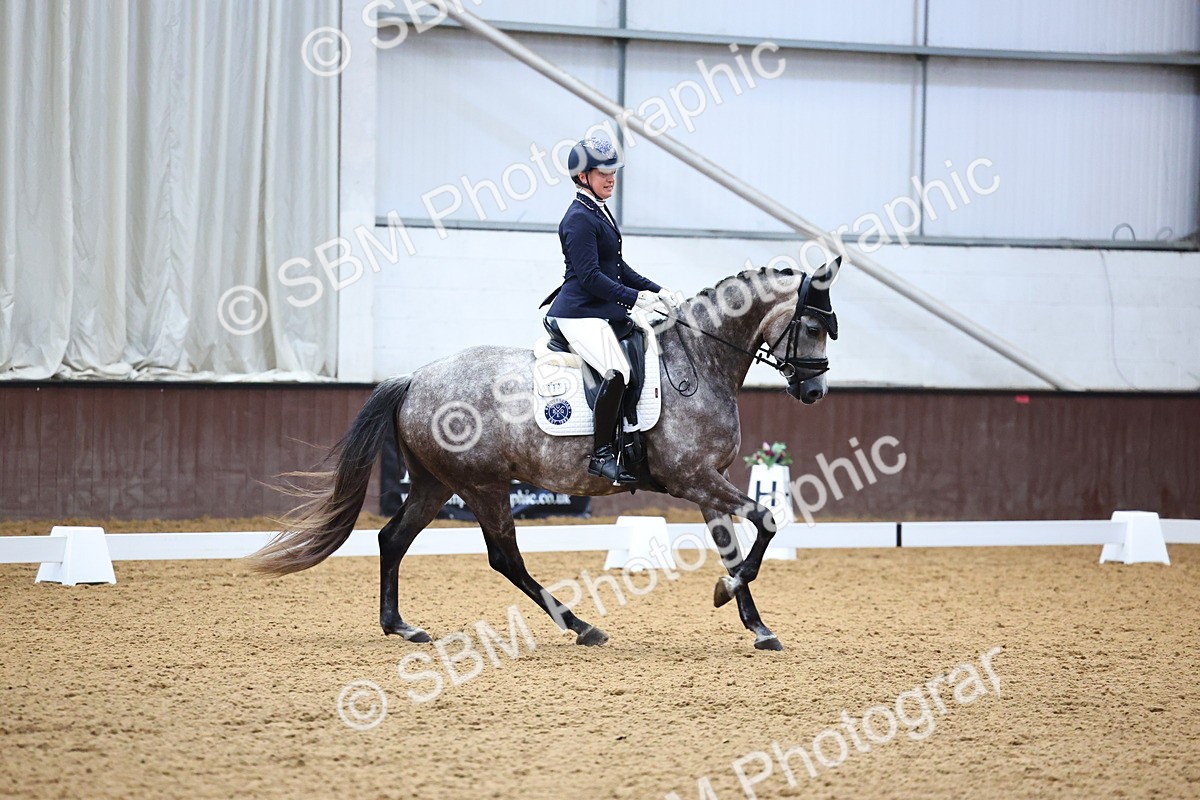 SBM_005653 - Class 5 - Novice 6 - 9.30-10.33