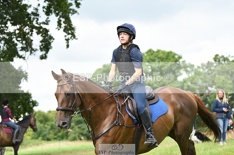 230817-134326-02067 - Kay's 1st Group - XC