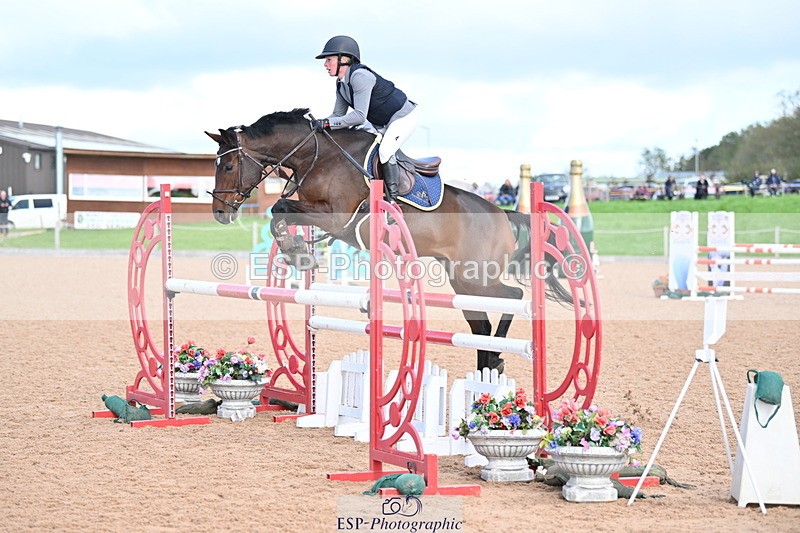 231014A-111949-04350 - Cls 18 Newcomers & 1.10m Open