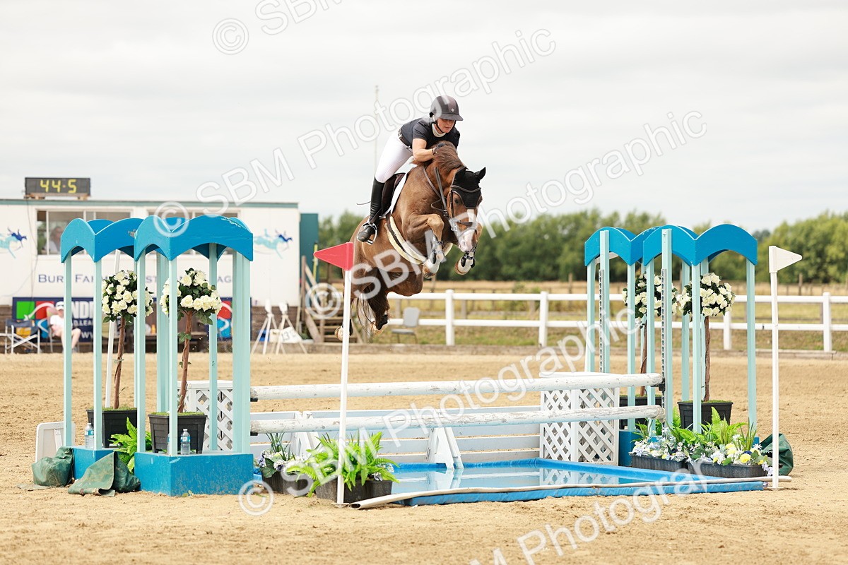 SBM_017496 - Class 21 - Senior Newcomers Championship 2d Rd