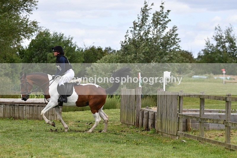 WJ5_3543 - Class 5 80cm Pairs