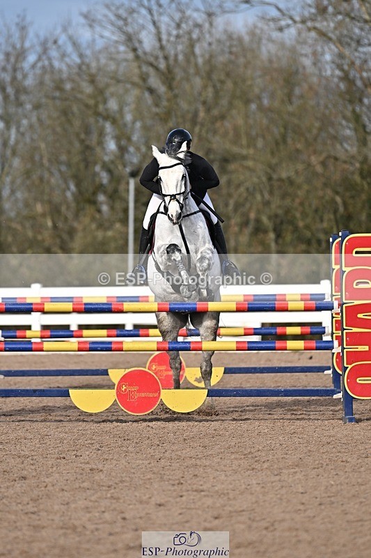 251126-121445-00411 - Cls 4 Newcomers and 1.10m