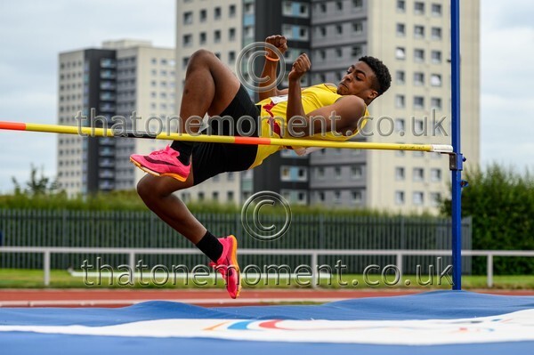 Age25SAT-914900 - Field Male