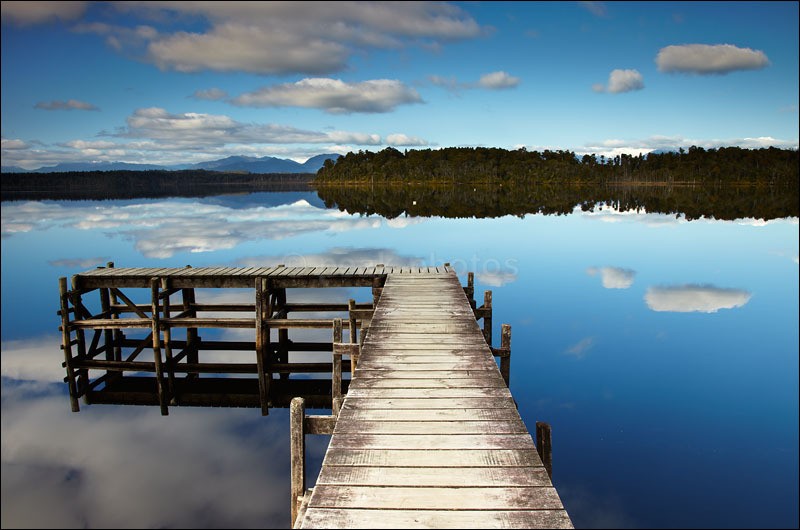 Lake Mahinapua - Photographs of New Zealand
