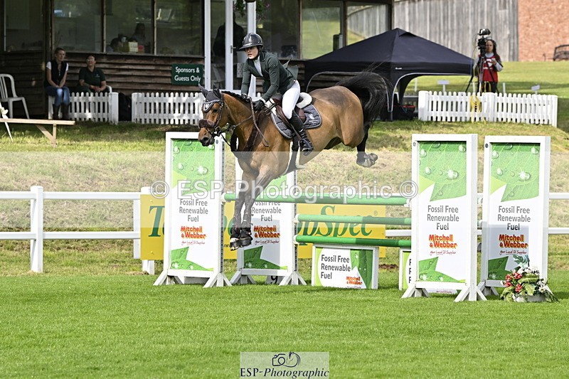 250613A-094401-00102 - Cls 1 Snr Newcomers and 1.10m Open