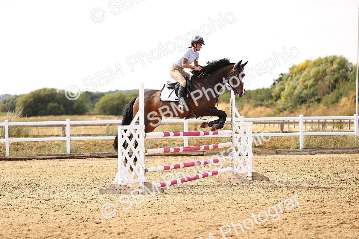 SBM_001588 - Class 6 - Senior Newcomers 1.10m