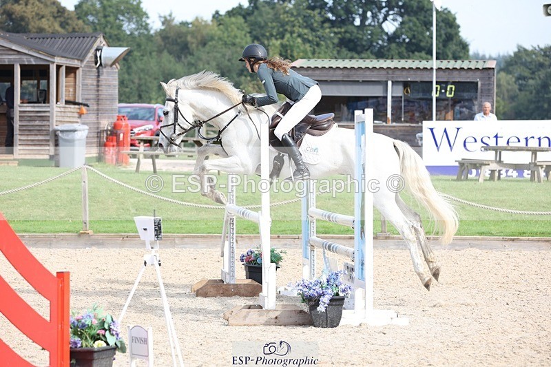 230908-100212-00240 - Cls 6 Snr British Novice & 90cm Open