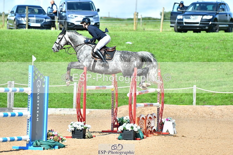 230723A-161210-13610 - Cls 36, 7 Yr Olds 1.30m