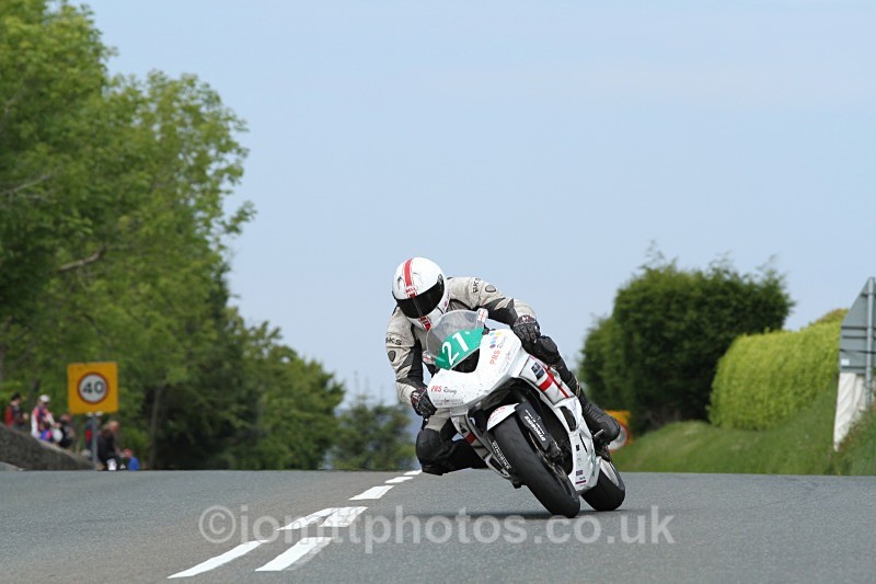 Adrian Harrison - Bennetts.co.uk Lightweight TT