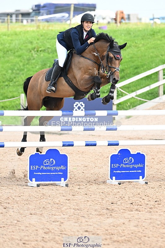 240801A-124607-01644 - Cls 3 Snr 1.20m Open