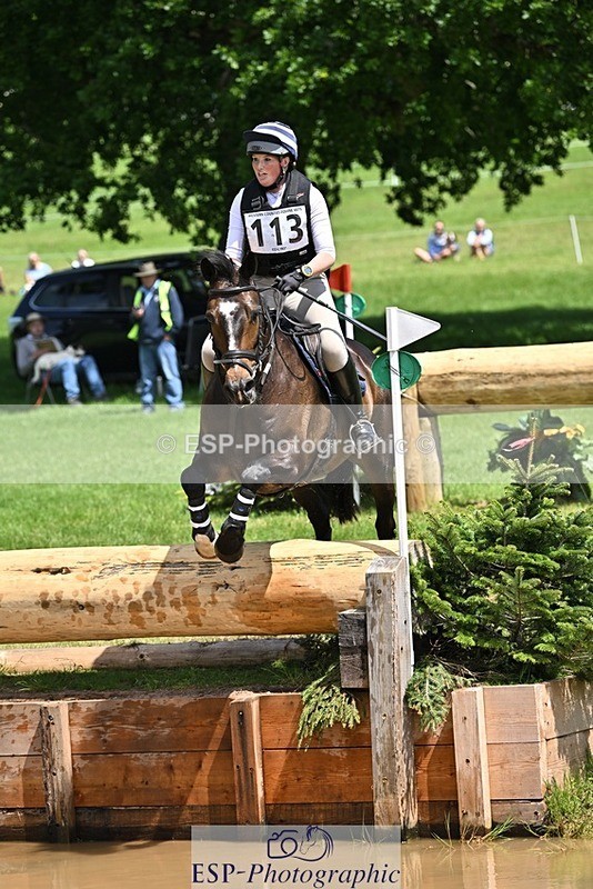 240525-131237-14354 - 113-MONANORE_GOLD-Jemima_Hughes