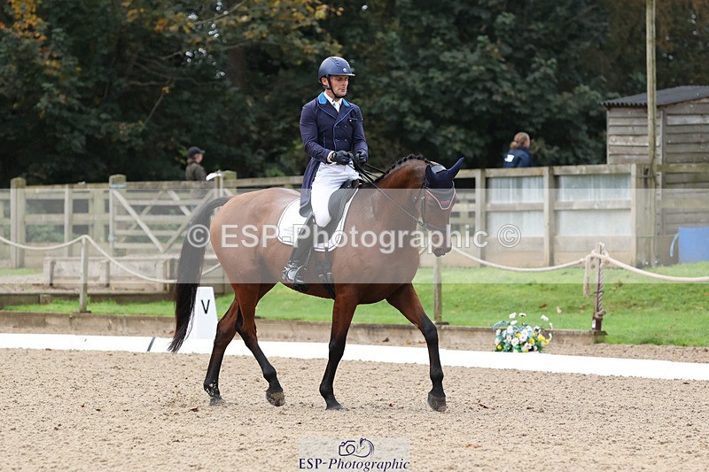 241024-093337-01103 - 127-Alexander.Bragg-STARSTRUCK.III