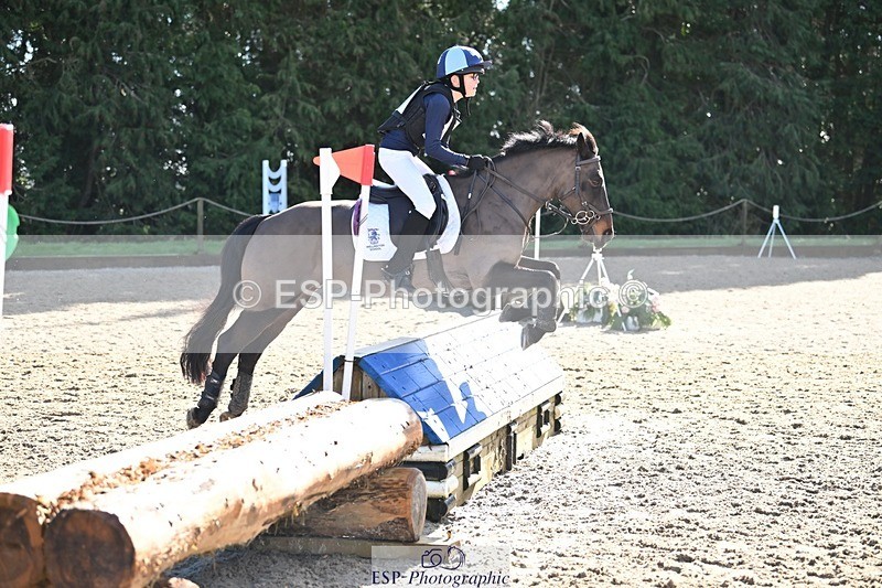 240303-103542-02915 - Cls 2 80-85cm Start to 11.00 CW