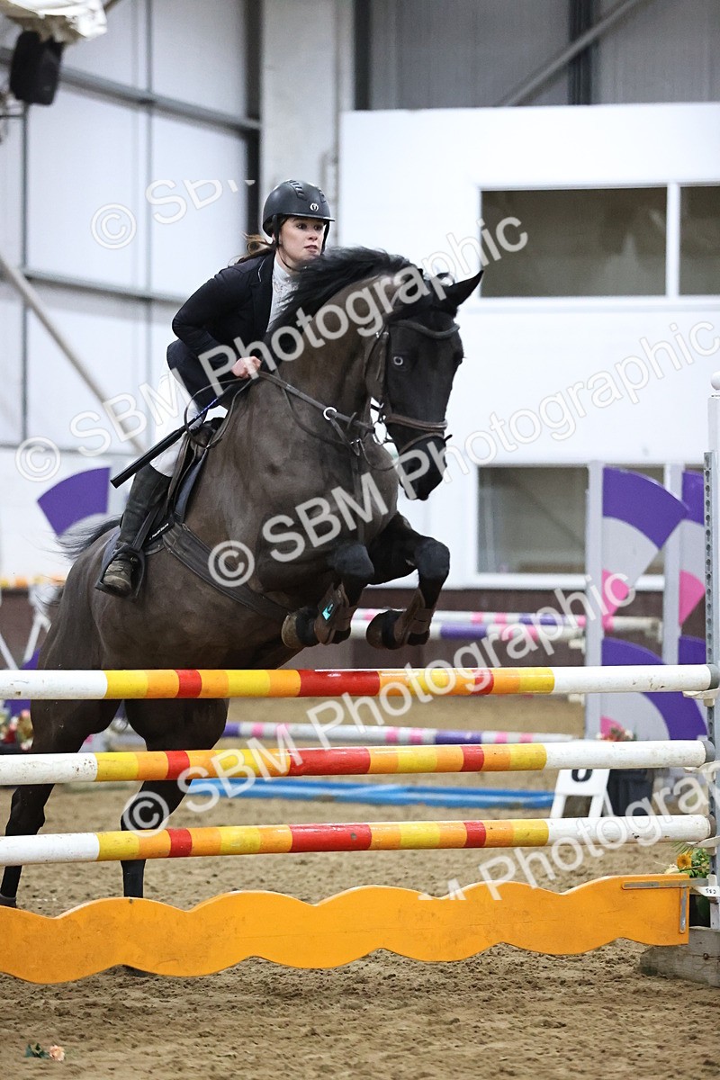 SBM_2617 - Class 9 - Senior Newcomers/ 1.10m Open