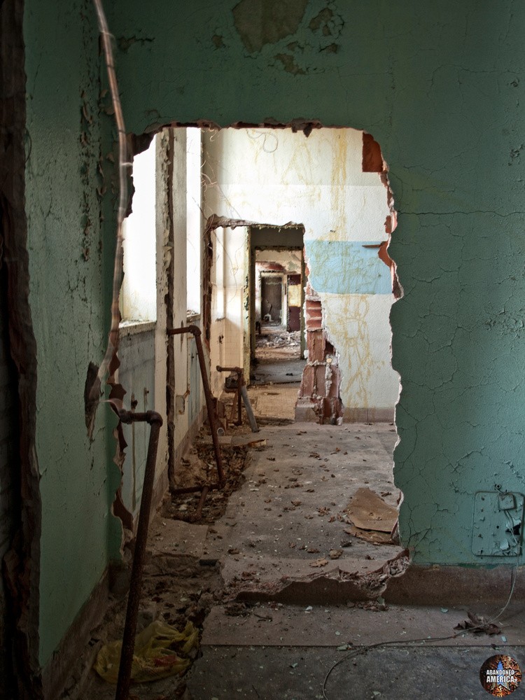 Pilgrim State Hospital (Brentwood, NY) | Scrapping Scars - Pilgrim State Hospital