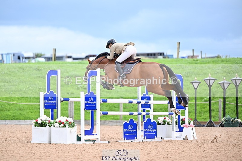 240726A-133545-01462 - Cls 3 Snr Foxhunter