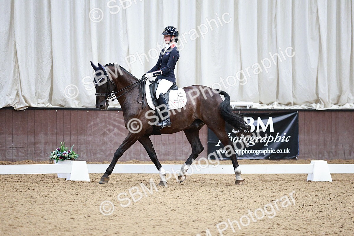 SBM_006408 - Class 16 - Advanced Medium 5 - 16.02-17.22