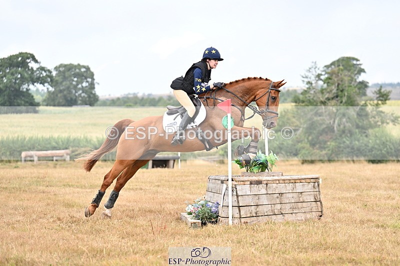 250824A-124028-36138 - 2049-Mia.Lewis-The.flying.scotsman